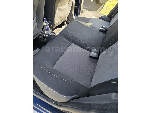 Sahibinden Dacia Duster 1.5 dCi Laureate 2017 Model  225.000 km Mavi