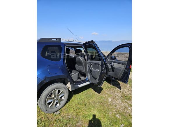 Sahibinden Dacia Duster 1.5 dCi Laureate 2017 Model  225.000 km Mavi