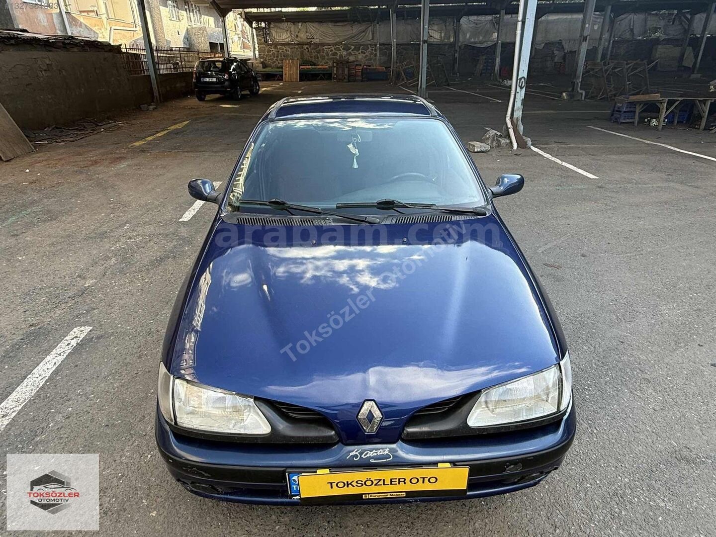 Galeriden Renault Megane 1.6 RTE 1998 Model İstanbul 307.000 km Lacivert 2