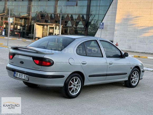 1.6 MEGANE KLİMALI AKFİF BUZZ KASA KONDİSYON OK GİBİ !