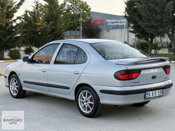 1.6 MEGANE KLİMALI AKFİF BUZZ KASA KONDİSYON OK GİBİ !