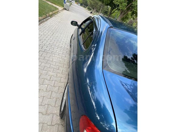 KLİMALI 1.6 LPGLİ CAM GİBİ MEGAN