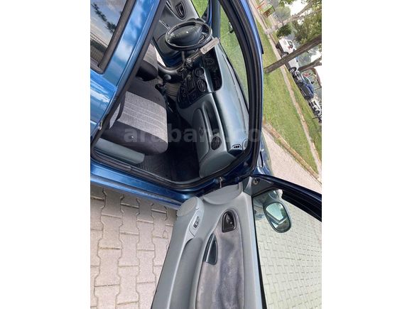KLİMALI 1.6 LPGLİ CAM GİBİ MEGAN