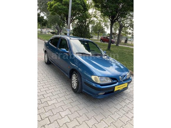 KLİMALI 1.6 LPGLİ CAM GİBİ MEGAN