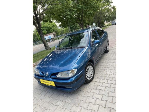 KLİMALI 1.6 LPGLİ CAM GİBİ MEGAN
