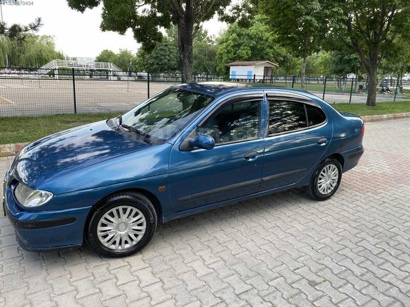 KLİMALI 1.6 LPGLİ CAM GİBİ MEGAN