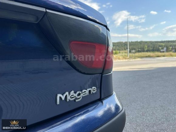 98 Megan 1.6 Klima'lı
