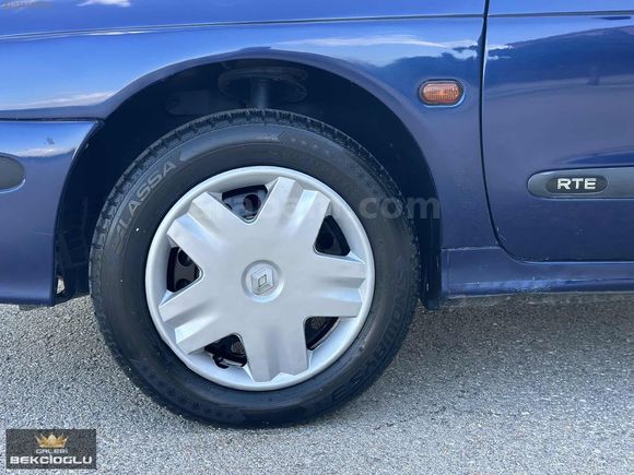 98 Megan 1.6 Klima'lı