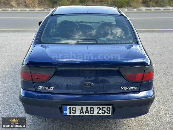 98 Megan 1.6 Klima'lı