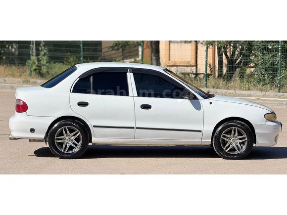 Sahibinden Hyundai Accent 1.5 GLS 1998 Model