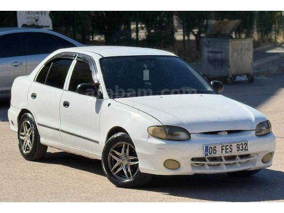 Sahibinden Hyundai Accent 1.5 GLS 1998 Model