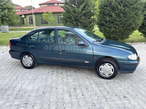 1998 MEGANE//HATASIZ// KLİMALI