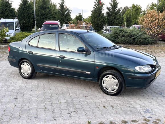 1998 MEGANE//HATASIZ// KLİMALI