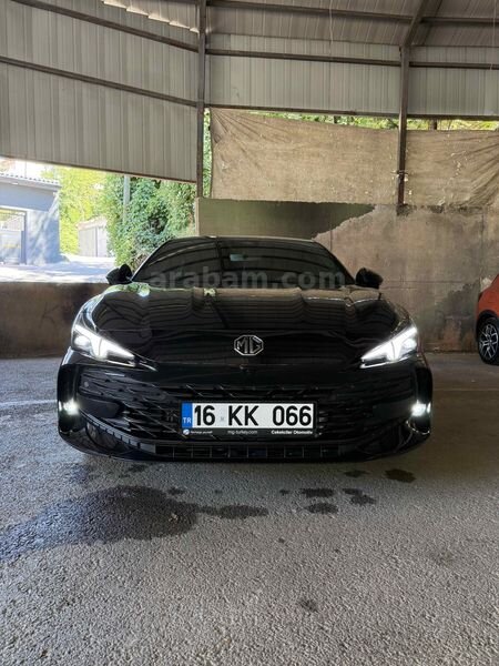 Sahibinden MG MG7 1.5 Excellence Red Edition 2025 Model Bursa 6.001 km Siyah
