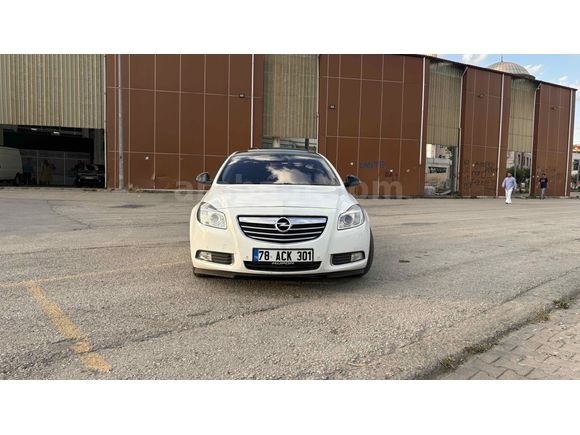  Opel Insignia 1.6 T Cosmo 2010 Model 