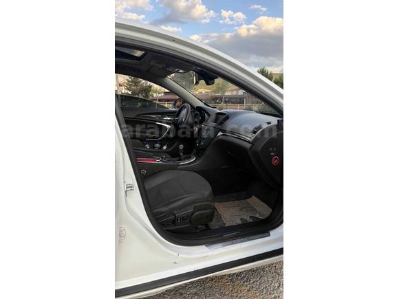  Opel Insignia 1.6 T Cosmo 2010 Model 