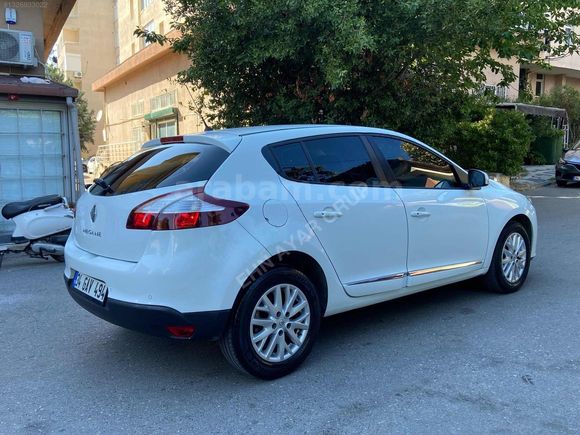 2015 MEGANE HB 1.6 CVT OTOMATİK TOUCH 108 BİN KM DE