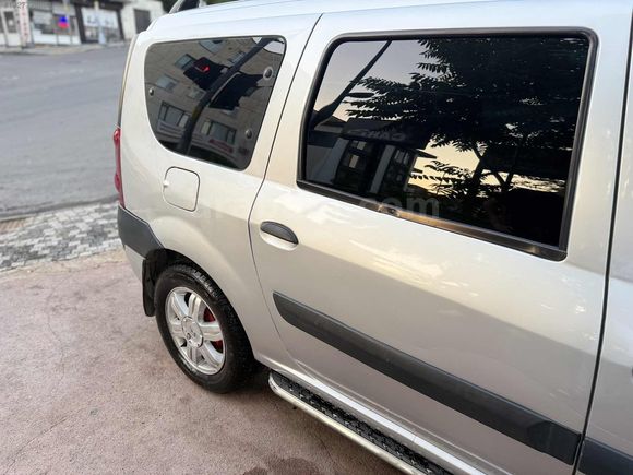 TAŞCAR'DAN 7 KİŞİLİK OTOMOBİL RUHSATLI