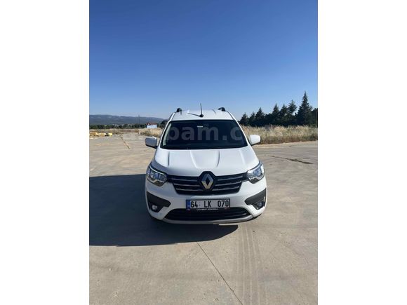 Sahibinden Renault Express Combi 1.5 BlueDCI Touch 2023 Model 