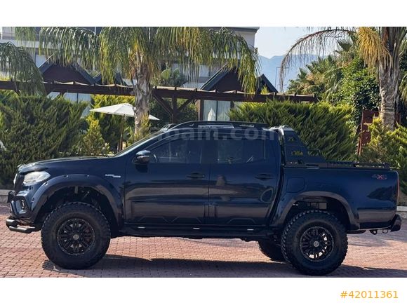 HATASIZ BOYASIZ KAYITSIZ X 250 d 4MATİC 4X4