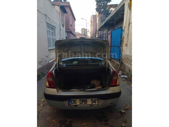 Sahibinden Renault Clio 1.4 Authentique 2005 Model 