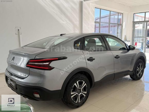 HATASIZ BOYASIZ 2023 CİTROEN C4X FEEL BOLD 83 BİN KM