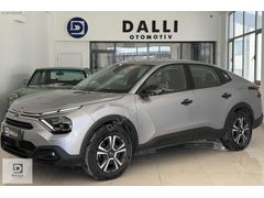 HATASIZ BOYASIZ 2023 CİTROEN C4X FEEL BOLD 83 BİN KM