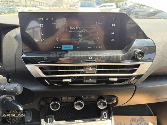 HATASIZ 2024 C4 X 1.2 PURETECH FEEL BOLD 62.000 KM