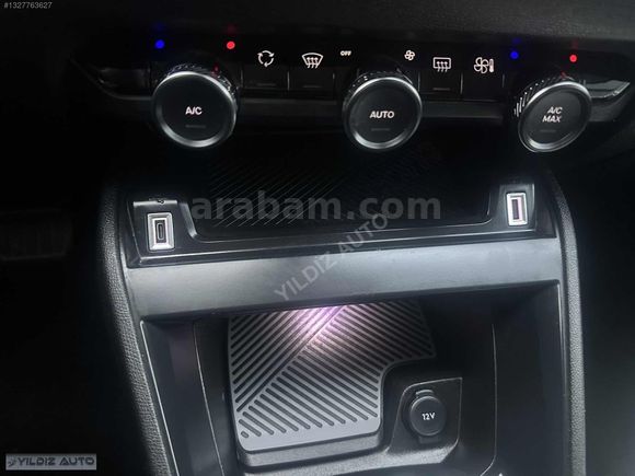 2023 C4X 1.2 PureTech SHİNE EAT8 YETKİLİ SERVİS BAKIMLI