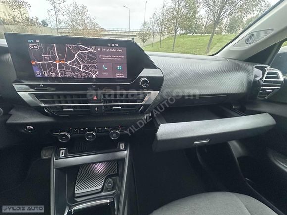 2023 C4X 1.2 PureTech SHİNE EAT8 YETKİLİ SERVİS BAKIMLI