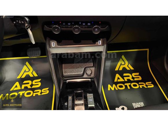 *ARS* 2024 MODEL CITROEN C4 X 1.2 FEEL BOLD 26.000KM