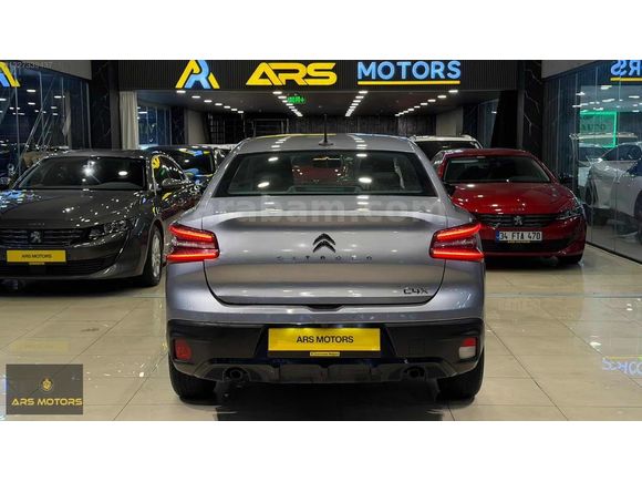 *ARS* 2024 MODEL CITROEN C4 X 1.2 FEEL BOLD 26.000KM