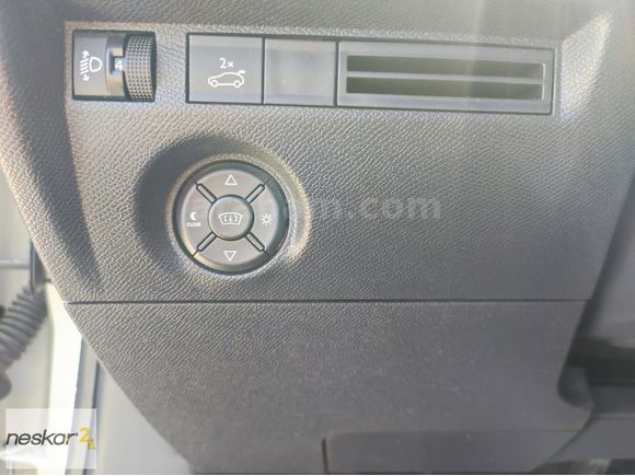 NESKAR NİLÜFER 2023 CİTROEN C4 X SHINE 1.2 PURETECH 130 EAT8