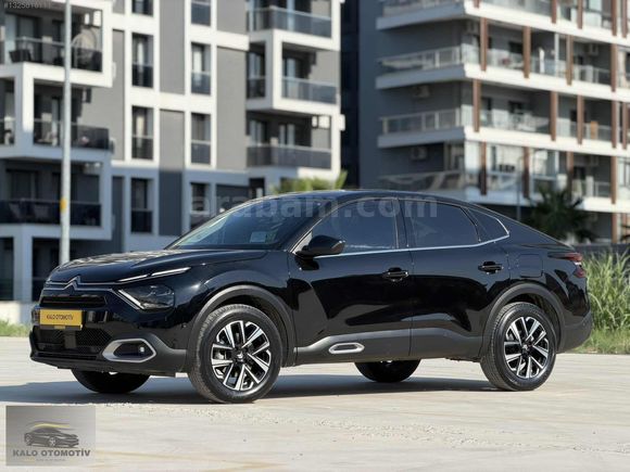 Citroen C4X 12 PureTech Shine