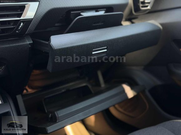 Citroen C4X 12 PureTech Shine