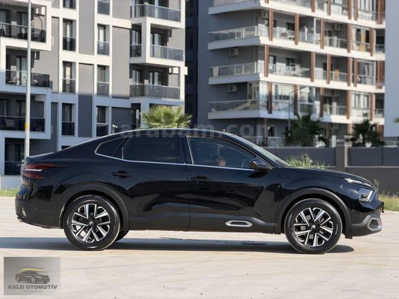 Citroen C4X 12 PureTech Shine