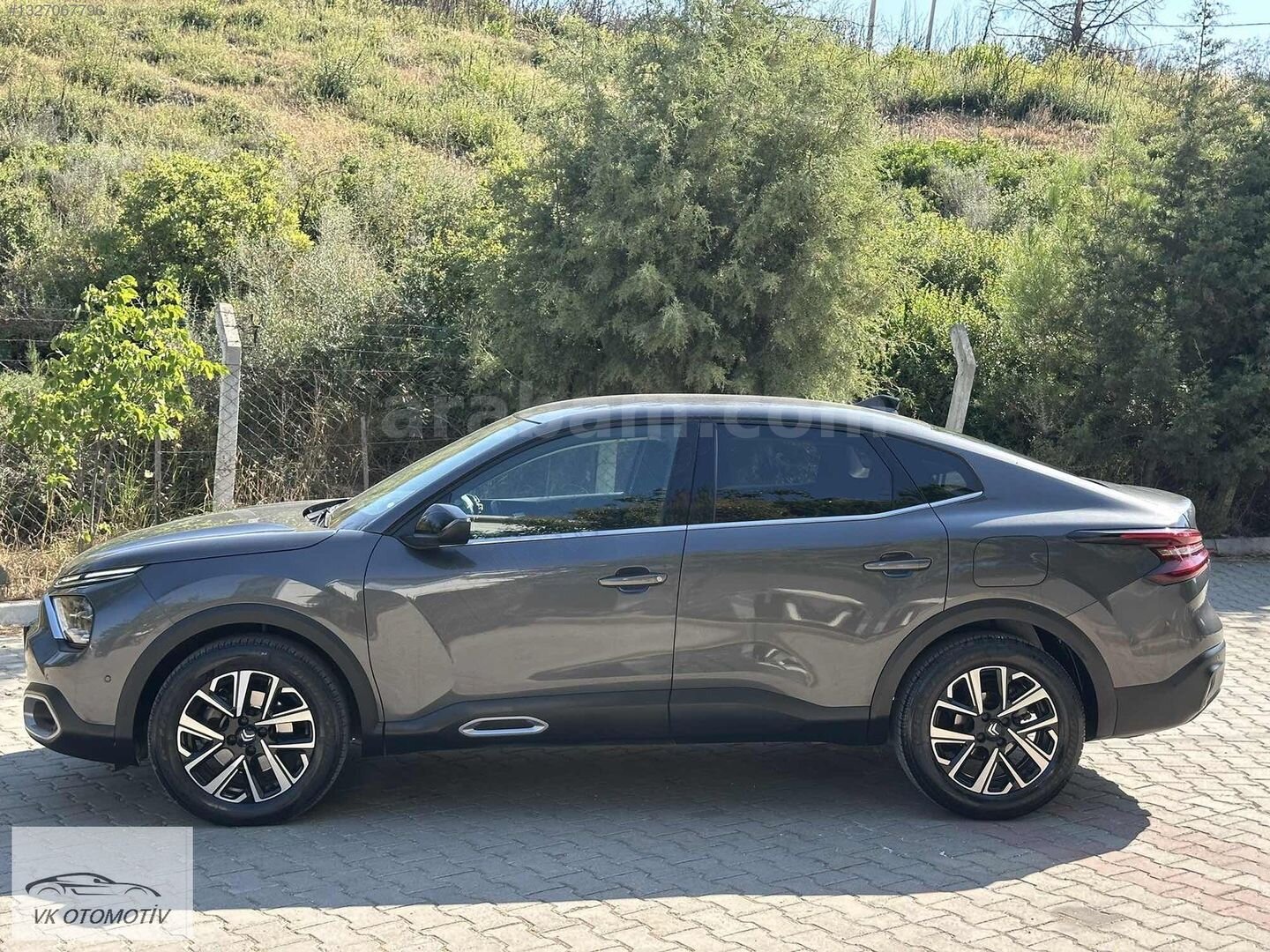 Galeriden Citroen C4 X 1.2 PureTech Shine 2024 Model İzmir 56.500 km Gri 5