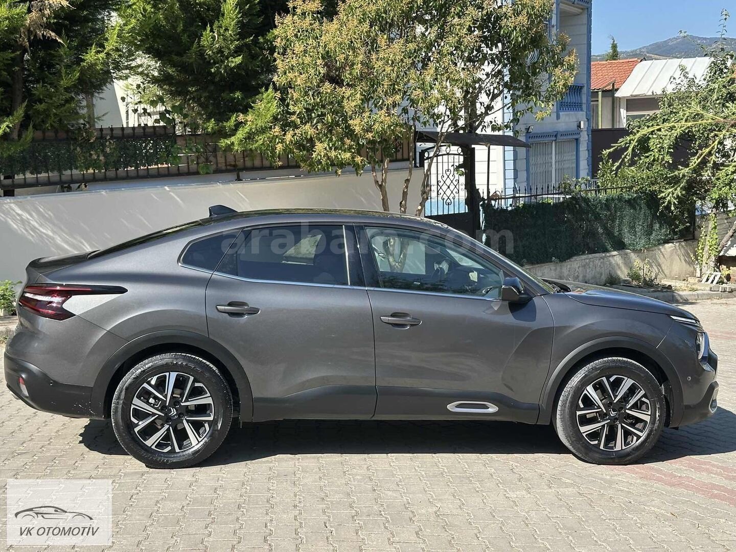 Galeriden Citroen C4 X 1.2 PureTech Shine 2024 Model İzmir 56.500 km Gri 6