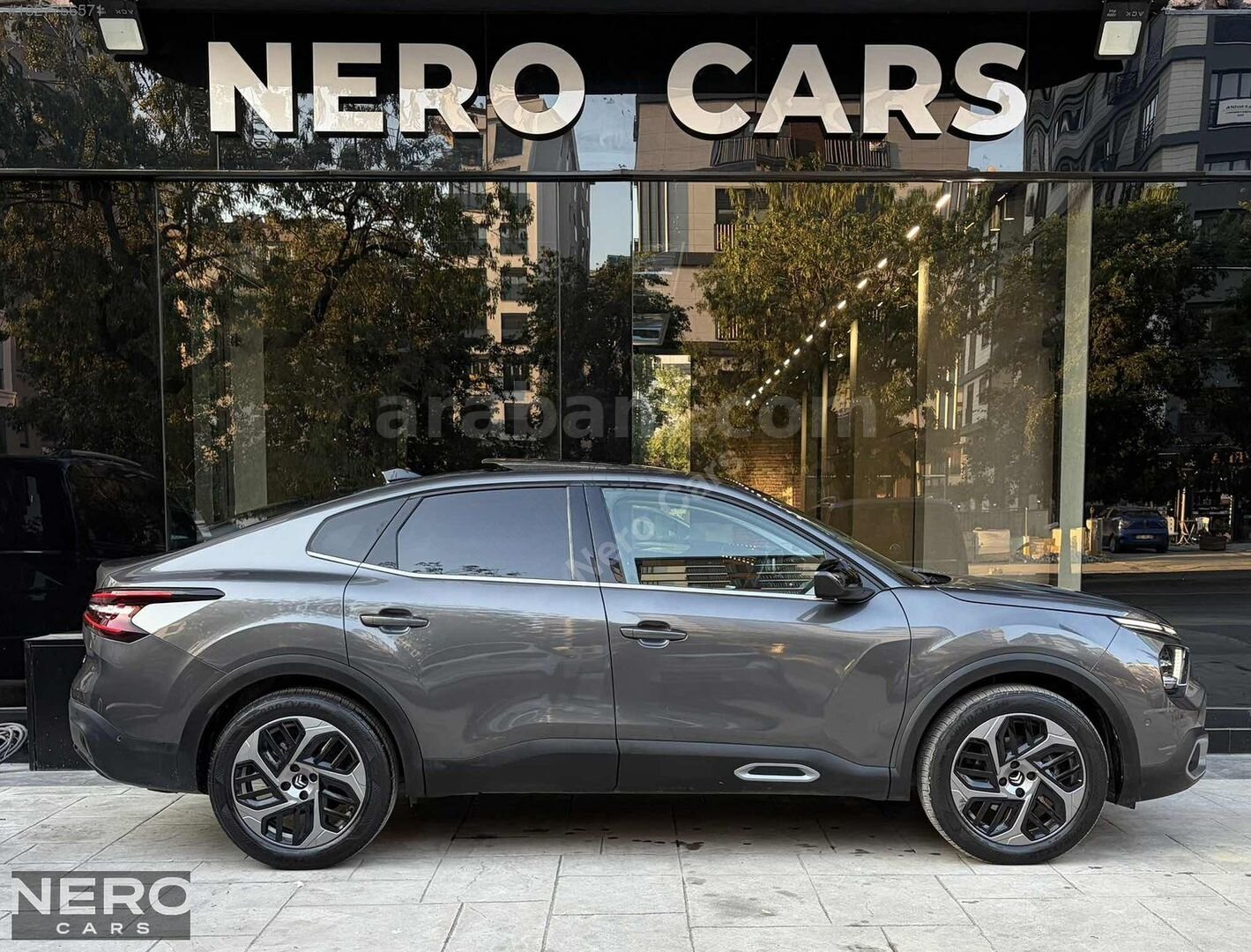 Galeriden Citroen C4 X 1.2 PureTech Shine Bold 2023 Model İstanbul 34.000 km Gri 7