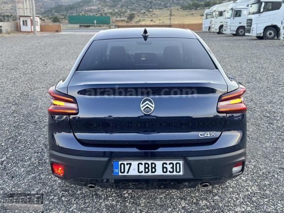 ERDOĞAN AUTO CİTROEN C4 X HATASIZ BOYASIZ DEĞİŞENSİZ FUL PAKET