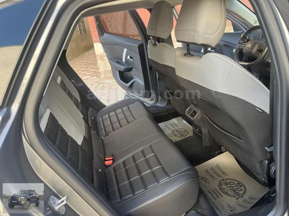 2025 C4 X 1.2 PureTech Max HATASIZ BOYASIZ BAKIMLI VE MASRAFSIZ
