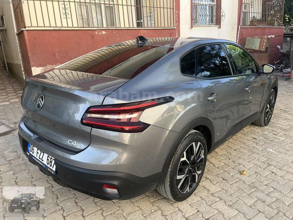 2025 C4 X 1.2 PureTech Max HATASIZ BOYASIZ BAKIMLI VE MASRAFSIZ
