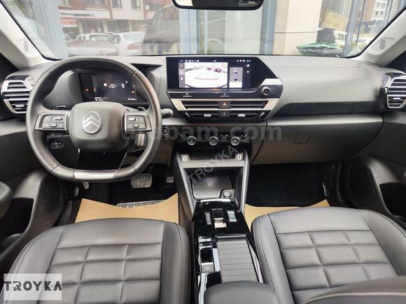 TROYKA'DAN 2025 CİTROEN C4X 1.2 PURETECH MAX K.KARTINA 12 TAKSİT