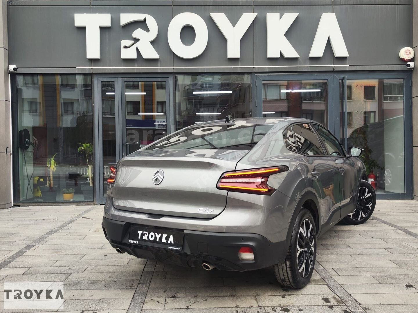 Galeriden Citroen C4 X 1.2 PureTech Max 2025 Model Ankara 27.000 km Gri 7