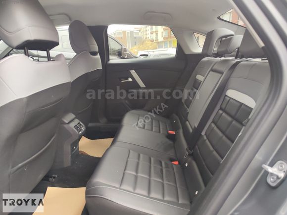 TROYKA'DAN 2025 CİTROEN C4X 1.2 PURETECH MAX K.KARTINA 12 TAKSİT
