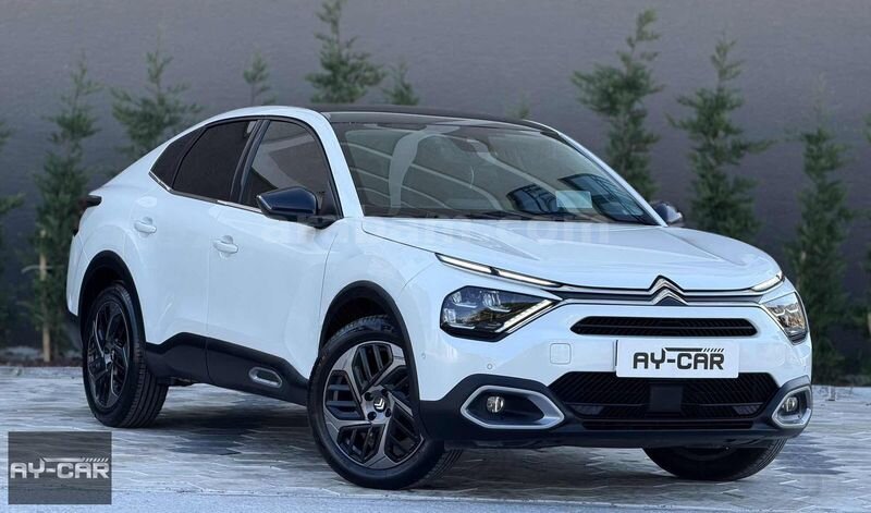 Galeriden Citroen C4 X 1.5 BlueHDi Shine Bold 2023 Model Çanakkale 76.000 km Beyaz
