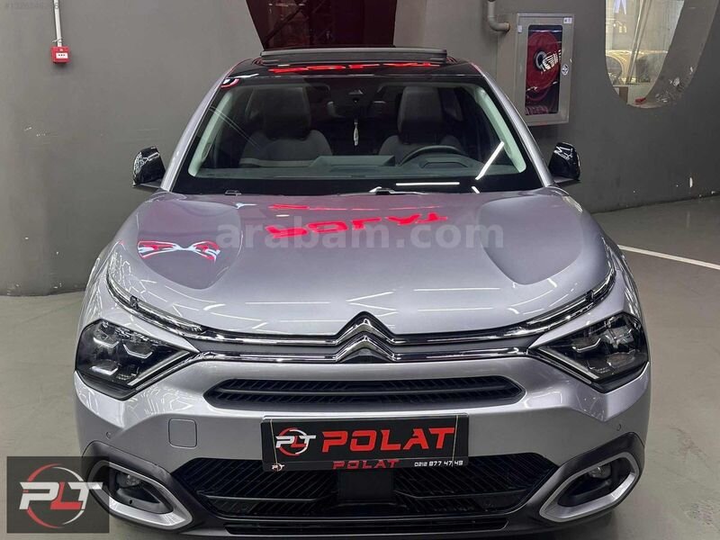 Galeriden Citroen C4 X 1.2 PureTech Shine Bold 2024 Model İstanbul 21.673 km Gri