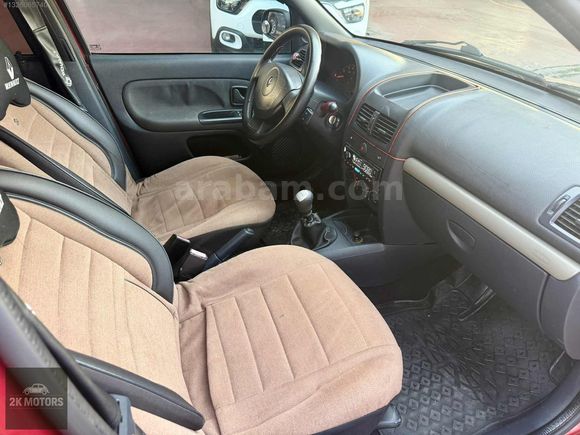 Renault Clio 1.2 Benzin 16 Valf -Kredi Kartina Taksit-