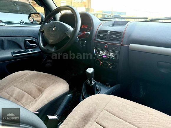 Renault Clio 1.2 Benzin 16 Valf -Kredi Kartina Taksit-