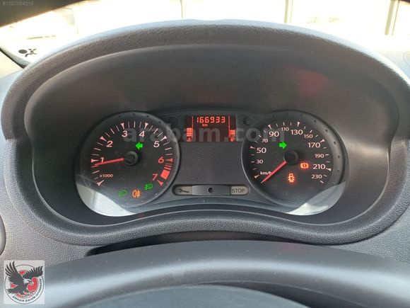 TEMİZ AİLE ARABASI DÜŞÜK KM.DEĞİŞENSİZ